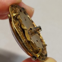 Vintage Porcelain Courting Couple Brooch Gold Tone Filigree Frame 4.5cm