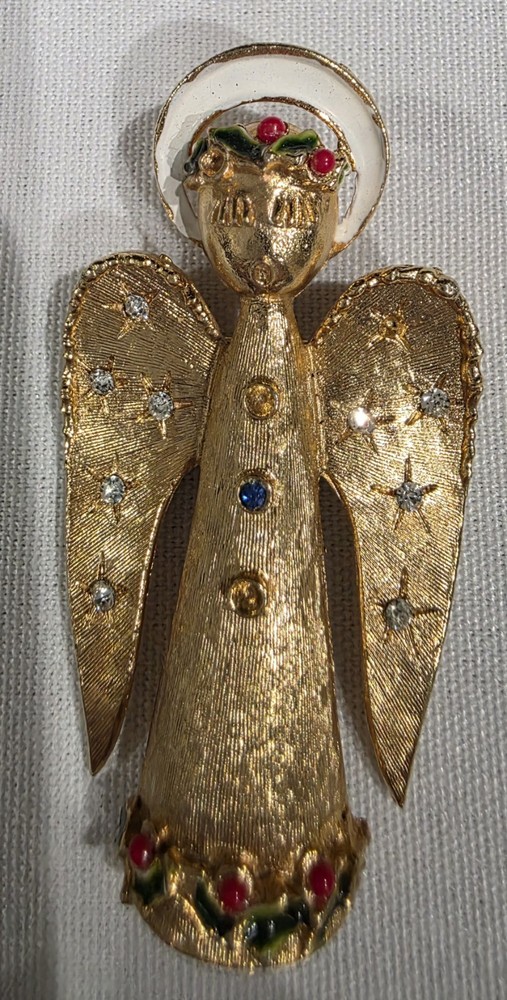 Vintage Angel Rhinestone signed ART Brooch Pin Gold Tone Stunning