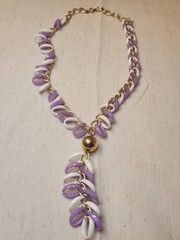 Lavendar & White Plastic Lucite Chain Link Necklace Mod Retro Tassel