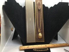 Avon’s 1968 Golden Charmer Necklace Pendant And Bracelet Original Box