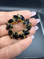 Opaque Black Rhinestone And Gold Toned Circle Wreath With Navette Vintage Brooch