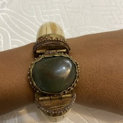 Vintage India Inlaid Bone Horn Brass Hinged Cabochon Gem Bracelet Clamper Close