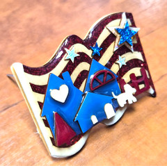 House Pins by Lucinda USA Patriotic 4th of July American Flag Pin / Brooch
