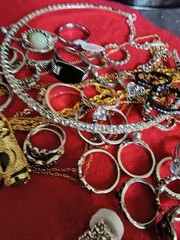 44-Piece Estate Jewelry Collection – Mixed Fashion Jewelry – Rings, Necklaces