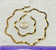 Vintage Wave Curved Link Chain Bracelet & Necklace Gold Tone Fold Over Clasp Set