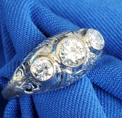 Original EARTH MINED Diamond ART Deco Engagement RING Vintage PLATINUM Trilogy