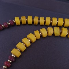 Antique African Sunburst Yellow Tire Glass Bead Necklace 24in 6.2–10.1mm