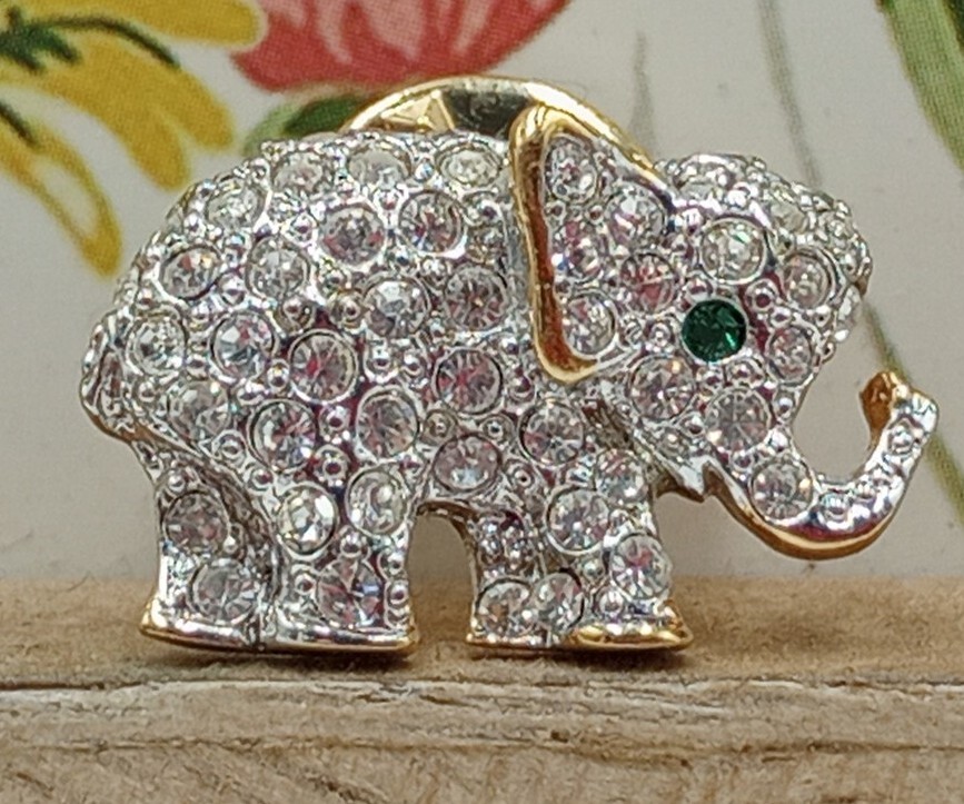 Carol Lee Pearl Elephant Pin Emerald Eye