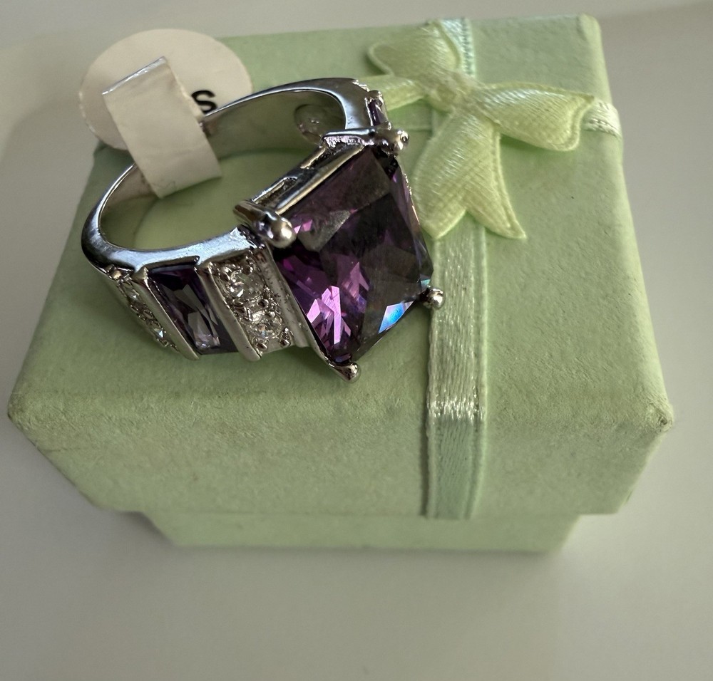 Vintage QVC HSN ? Amethyst & Clear CZ Sterling Silver Cocktail Ring Sz 7 6.6g