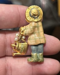 Vintage “Garden Gal” Brooch Gold Tone Faux Pearl