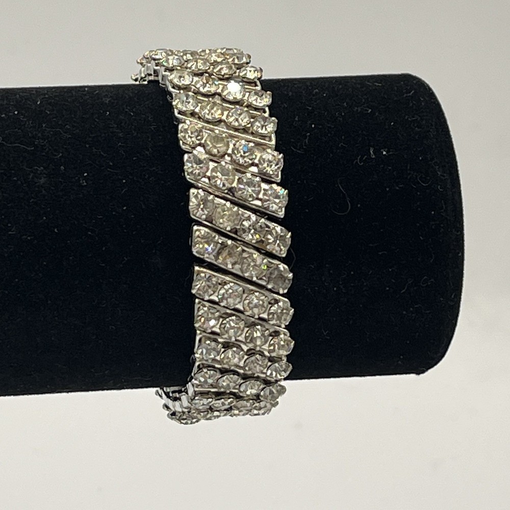Vintage 1950’s Rhinestone Stretch Expandable Bracelet Prong Set Made in Japan