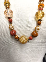 Vtg gold tone mix color style beaded Necklace