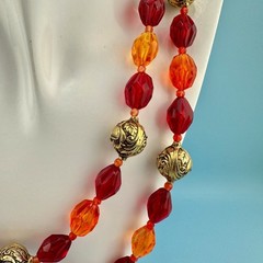 Vintage Lucite Bead Gypsy Necklace Faceted Red Orange Gold Tone Floral 46″ Boho