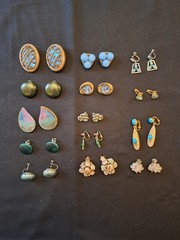 Vintage Lot. 14 Pairs CLIP-ON/Screw Back Blue/Green/Gold Tone Earrings Lot J6