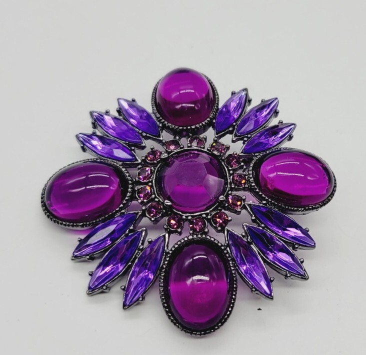 Flower Brooch PURPLE Gunmetal tone 2.5 in Art Deco Pin Statement Jelly Belly Vtg