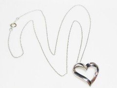 10K WHITE GOLD .05CT DIAMOND HEART DESIGNER FD PENDANT CHAIN NECKLACE 20″