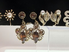 Vintage Clip On & Screw Back Earring Lot 9 Pairs Trifari Lisner Star Signed