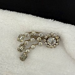 Vintage Rhinestone Brooch Silver Tone Star