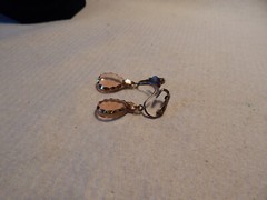 VTG 190S 70S TEAR DROP CUT GLASS CLIP EARRINGS LIGNT PINK