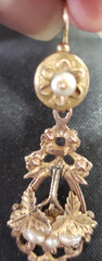 Victorian Style Gold Tone Metal Imitation Pearl? Pierced Earring One Only Single