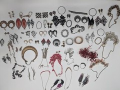 1 Lot Mixed Costume Jewelry – FREE SHIPPING!!