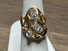 Vintage Gold and 5 Diamond Cocktail ring