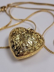 Ornate Heart Pendant 22″ Goldtone Necklace Wheat Style Chain Costume Fashion