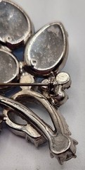 Vintage Juliana, Delizza & Elster Verified Blue Brooch Silver Toned Metal