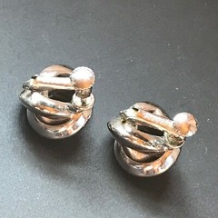 Estate Napier Signed Silvertone Twist Knot Clip Earrings – marked on back of