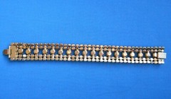 Vintage Joanne Jewels of Elegance Bracelet Man Made Gems Gold plated 6 1/2″