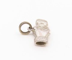 925 Sterling Silver Vintage Shiny Petite Handshake Motif Pendant PT18884