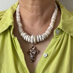 Puka Shell Necklace Vintage 70s w/Hand-Shaped Tiger Cowrie Shell Cross Pendant