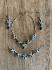 Vtg Avon JJH Blue Green Cabochon Clear Rhinestone Necklace Bracelet Earrings Set