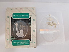 Avon Vintage Cameo Necklace 1993 Pewter Ornament Aspen Leaf Jewelry Lot NICE