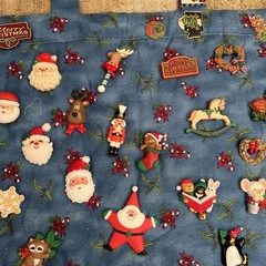 Lot of 50 Vintage HALLMARK BROOCH Pins| Holiday Animals Mechanical Jewelry