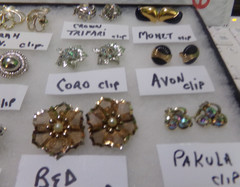 VINTAGE SIGNED EARRING LOT OF 12 CLIP ONS CORO-C TRIFARI-LISNER-SARAH COV-ETC.