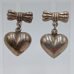 VTG Unsigned Heart Bow Earrings 1in Sterling Silver 5g Dangle Romantic Estate
