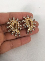 Beautiful Vtg INAR I.N.A.R Italy Rhinestone gold tone clip On earrings