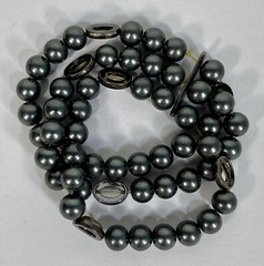 Vintage 1990’s to 2000’s Y2K pewter bead triple strand stretch bracelet by CHAPS