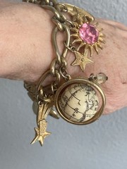 Vintage Signed Chunky Charm Bracelet KARU 60’s Space Race atomic planets 7″