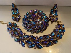 Vtg Juliana D&E Peacock Blue Rhinestone Bracelet Brooch Earring Set Book Piece