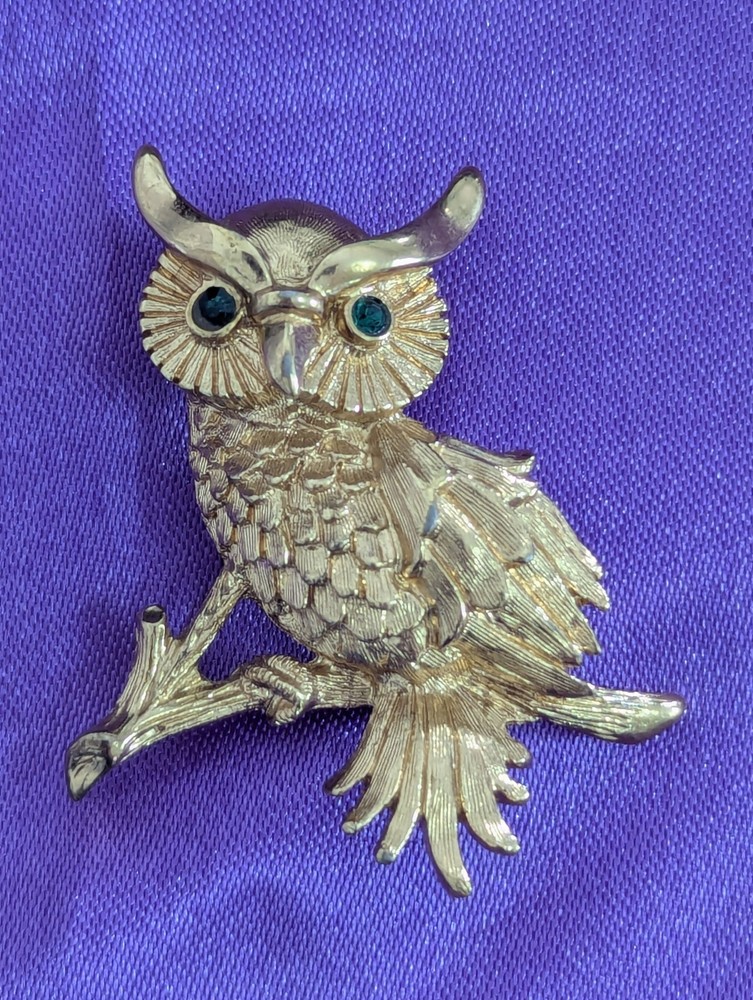 Vintage Monet Signed Green Eyed Owl Brooch
