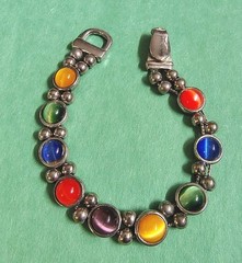 Vintage Colorful CAT’S EYE STONE Chain Magnetic Clasp Bracelet In Silver Tone