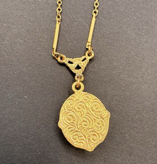 Vintage 1928 Brand Porcelain Rose Swirl Enamel Rhinestones Gold Tone Necklace
