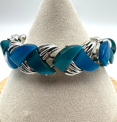 Vintage Coro Bracelet Blue Teal Green Thermoset Chevron Link Mid Century MCM
