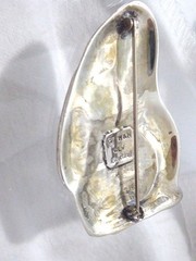 VINTAGE RETRO SIGNED H & H GLV STERLING RABBIT PIN BROOCH 1 1/4″ BY 1 7/8″