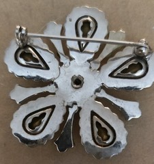Vintage Silvertone Rhinestone Snowflake Pin Brooch