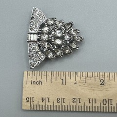 Classic 1930s Art Deco Dress Clip #802