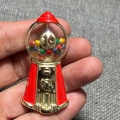 Vintage Gumball Machine Brooch Pin Red Gold Tone Enamel Multicolor Beads Retro