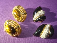 Vtg.St.JOHN LOT (2) EARRINGS OVAL TIGER’s EYE GOLD/T, BLACK ENAMEL RHINESTONES